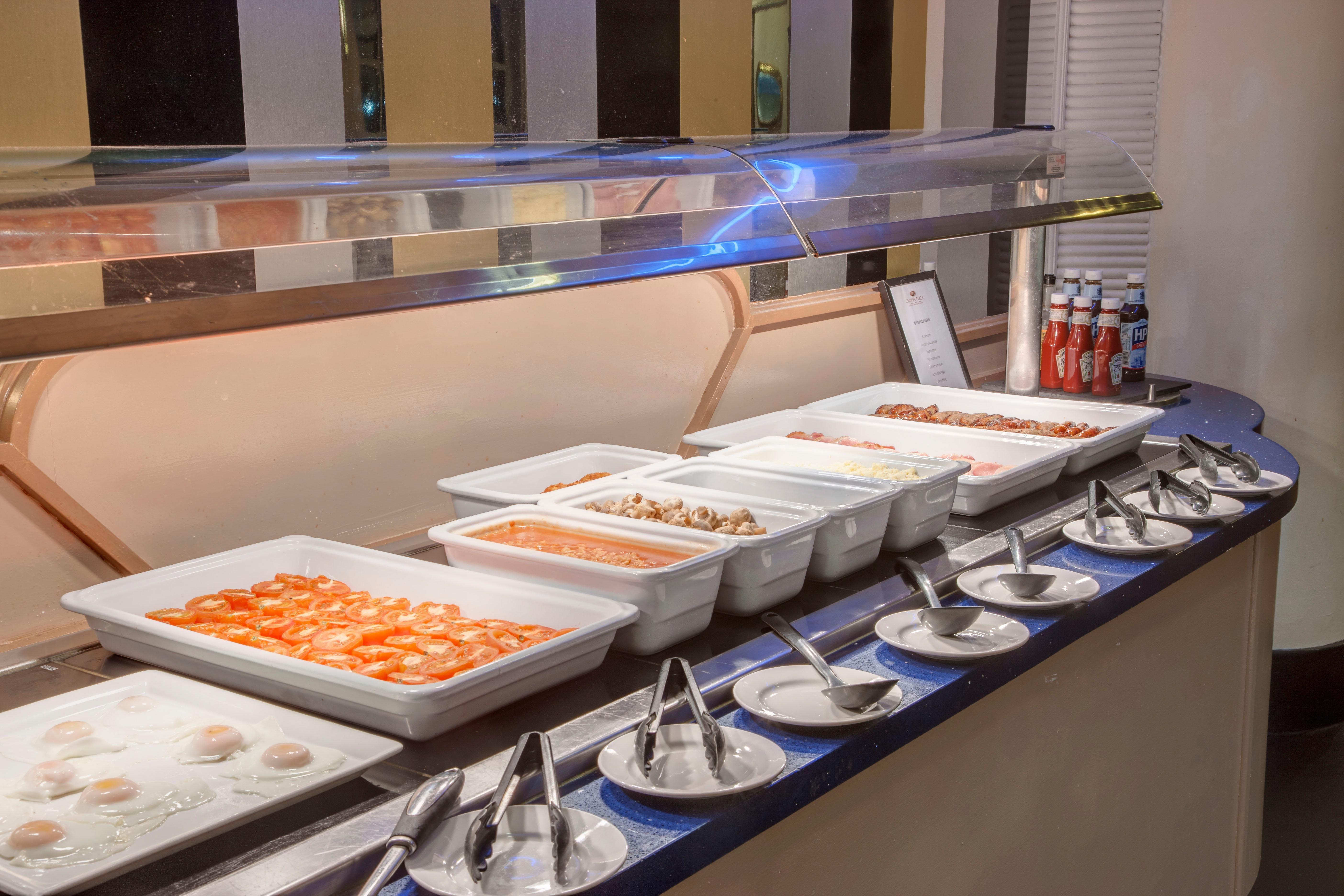 Crowne Plaza Liverpool - John Lennon Airport By Ihg Экстерьер фото